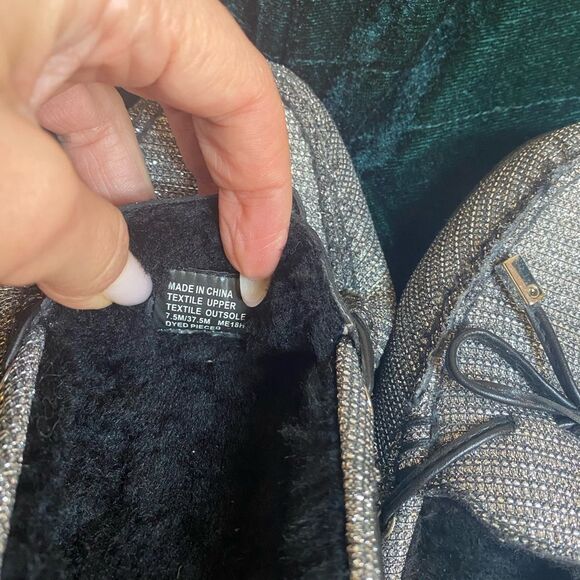 Michael Kors silver loafers, size 7,5 - Picture 10 of 11